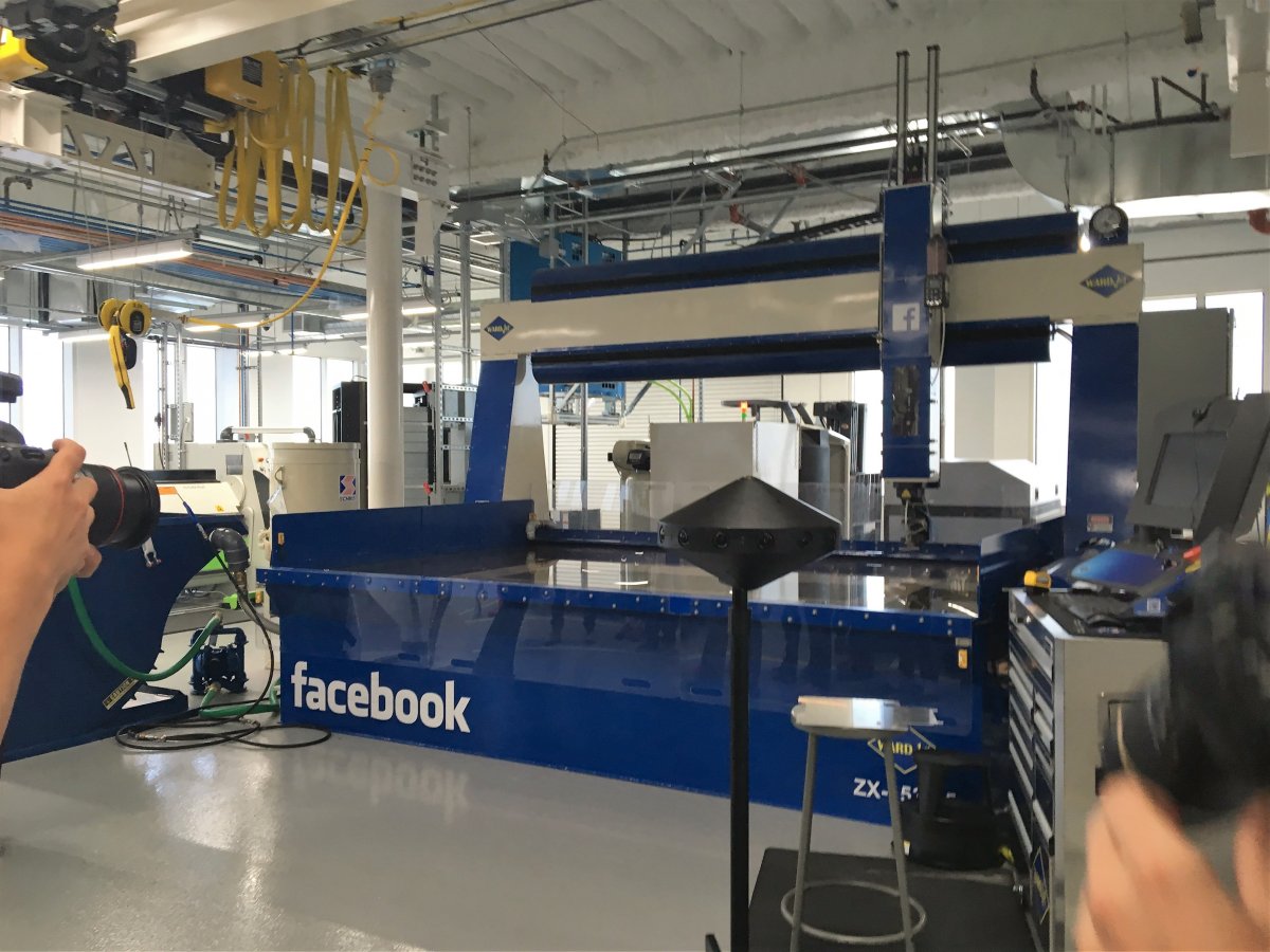 Area 404：Facebook 對(duì)未來的野心都集中在這個(gè)神秘實(shí)驗(yàn)室 